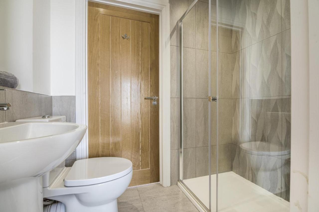 Milford Street - 5 Bedroom Luxurious Holiday Home - Saundersfoot Kültér fotó