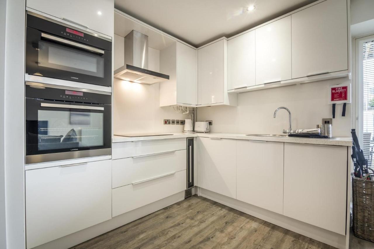 Milford Street - 5 Bedroom Luxurious Holiday Home - Saundersfoot Kültér fotó