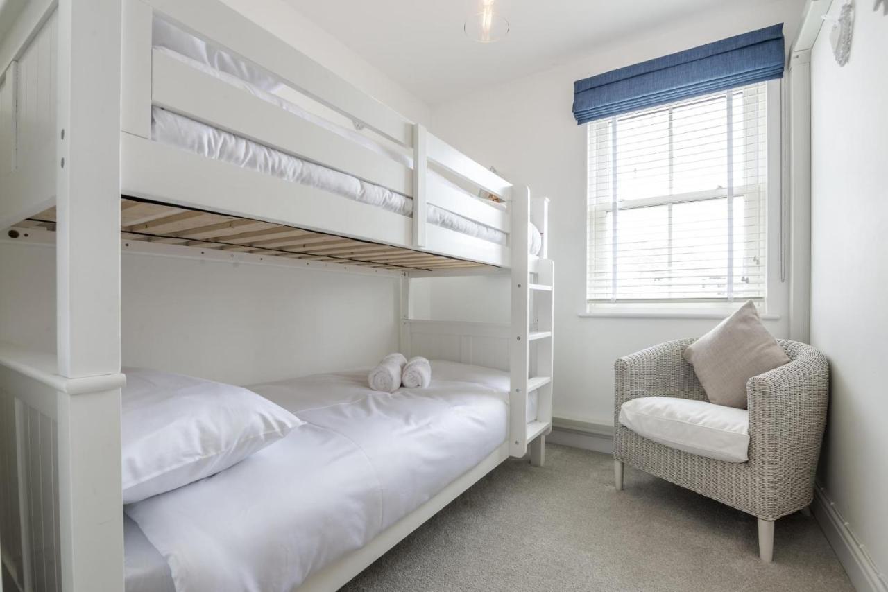 Milford Street - 5 Bedroom Luxurious Holiday Home - Saundersfoot Kültér fotó